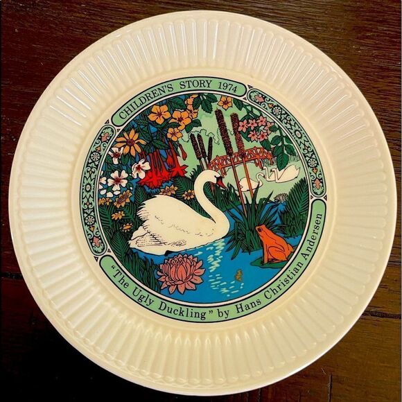 Wedgwood 1974 Children’s Story The Ugly Duckling Plate - Picture 1 of 6